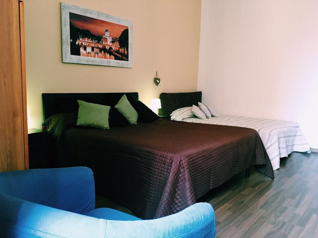 4 You City Center Apartament โรม ภายนอก รูปภาพ